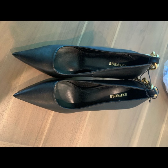 Express chain black pumps size 10 new - Picture 6 of 6